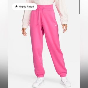 Pink Nike oversized joggers. Size small. Can fit a medium or a large.